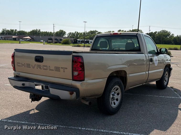 image for item FH6303 2006 Chevrolet Silverado 1500 pickup truck
