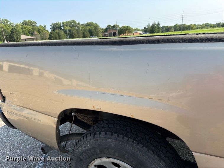 image for item FH6303 2006 Chevrolet Silverado 1500 pickup truck