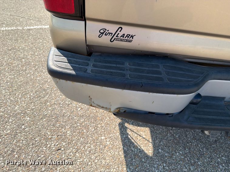 image for item FH6303 2006 Chevrolet Silverado 1500 pickup truck