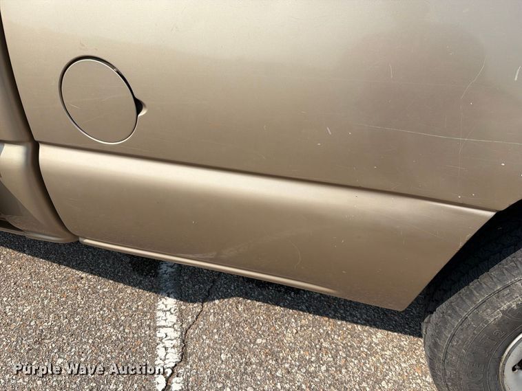 image for item FH6303 2006 Chevrolet Silverado 1500 pickup truck