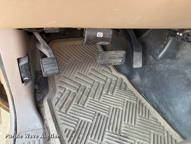 image for item FH6303 2006 Chevrolet Silverado 1500 pickup truck