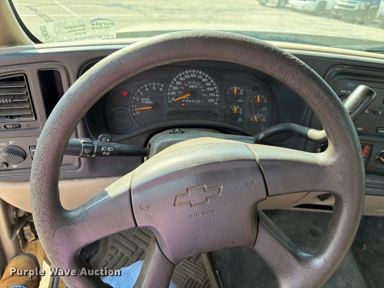 image for item FH6303 2006 Chevrolet Silverado 1500 pickup truck