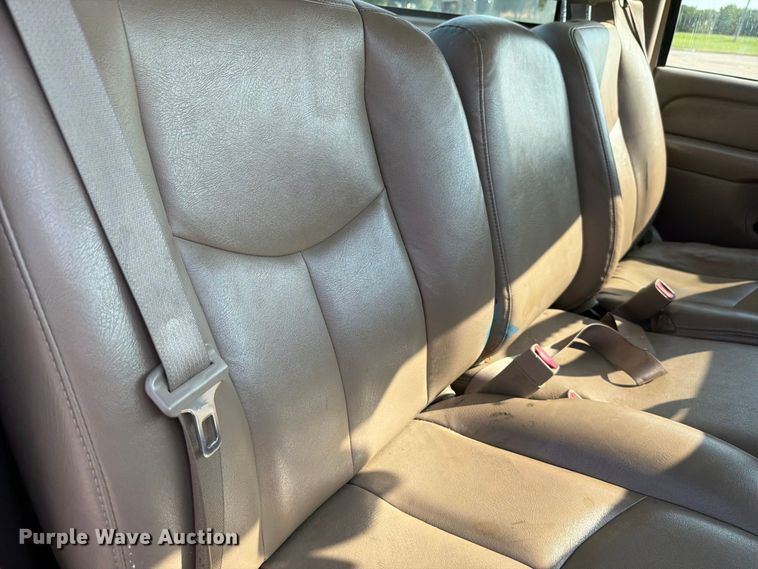 image for item FH6303 2006 Chevrolet Silverado 1500 pickup truck
