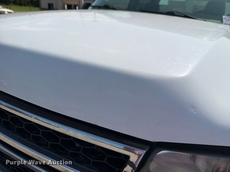 image for item FH6304 2006 Chevrolet Silverado 3500 Crew Cab pickup truck