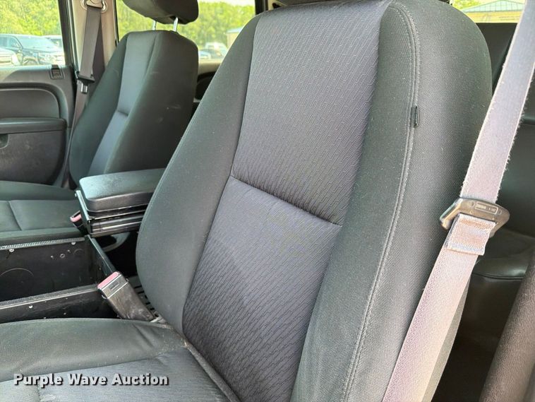 image for item FH6305 2013 Chevrolet Tahoe Police SUV