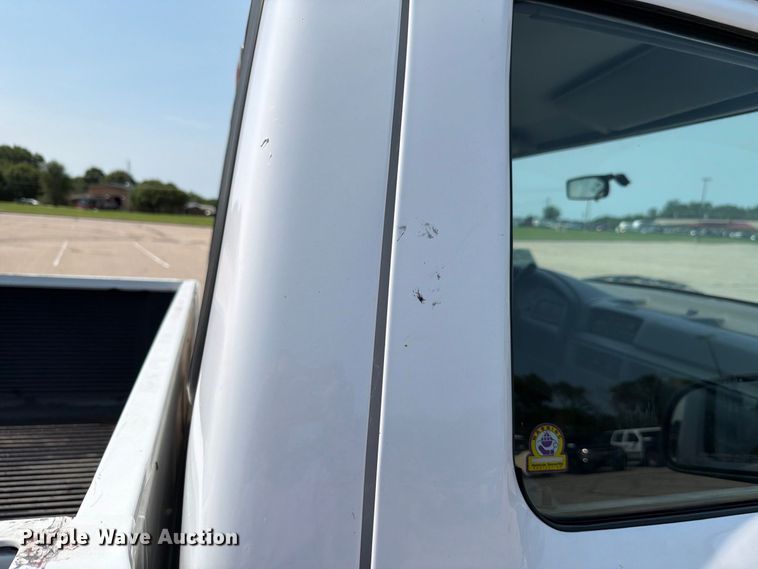 image for item FH6306 1995 Ford F150 XLT pickup truck
