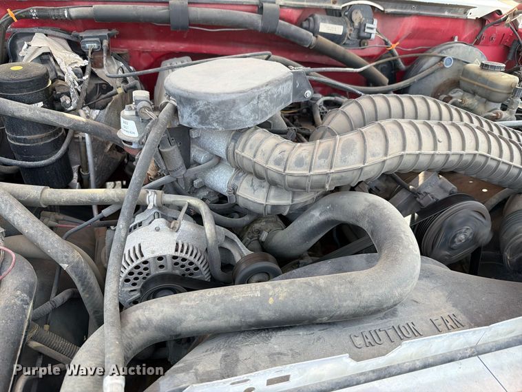 image for item FH6306 1995 Ford F150 XLT pickup truck