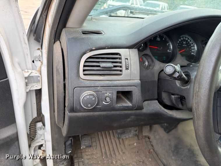 image for item FH6313 2013 Chevrolet Tahoe Police SUV