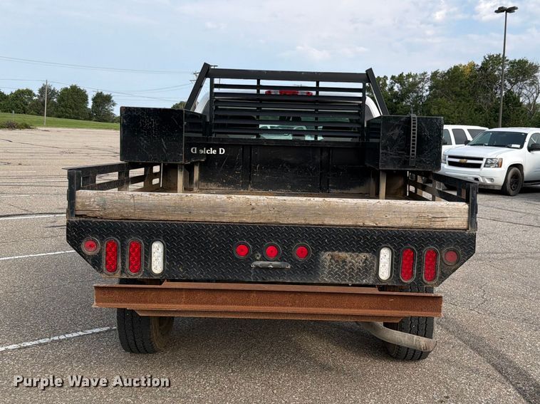 image for item FH6314 2013 Chevrolet Silverado 1500 Ext. Cab flatbed pickup truck