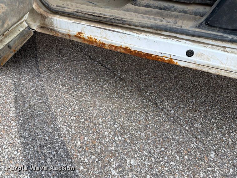 image for item FH6314 2013 Chevrolet Silverado 1500 Ext. Cab flatbed pickup truck