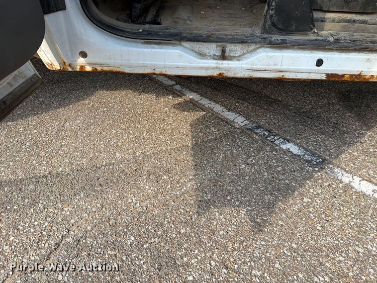 image for item FH6314 2013 Chevrolet Silverado 1500 Ext. Cab flatbed pickup truck