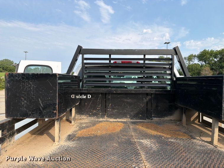 image for item FH6314 2013 Chevrolet Silverado 1500 Ext. Cab flatbed pickup truck