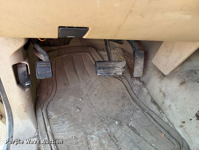 image for item FH6322 2007 Chevrolet Suburban 1500 LS SUV
