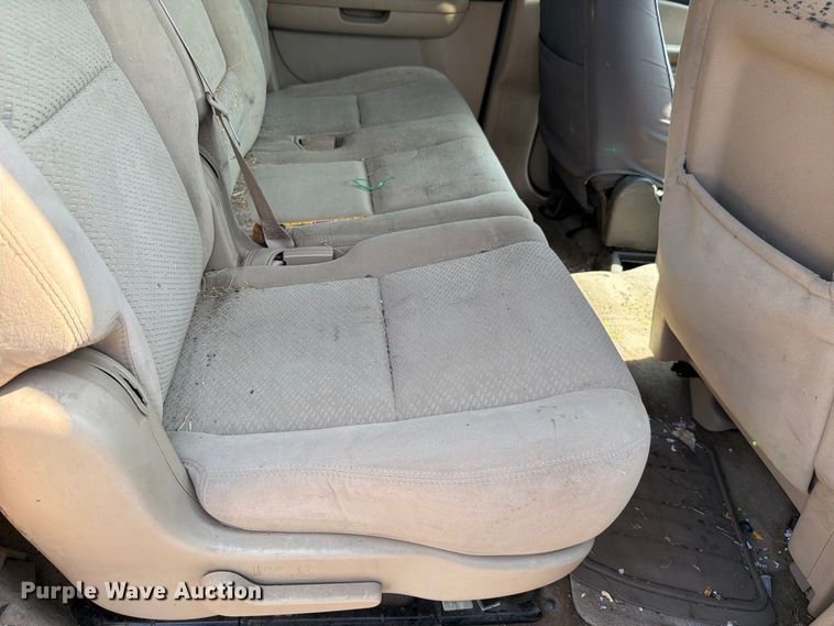 image for item FH6322 2007 Chevrolet Suburban 1500 LS SUV