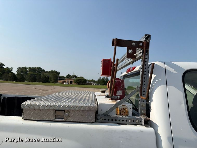 image for item FH6323 2013 Chevrolet Silverado 1500 Ext. Cab pickup truck