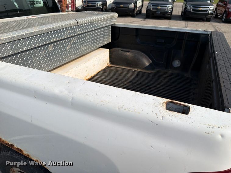image for item FH6323 2013 Chevrolet Silverado 1500 Ext. Cab pickup truck