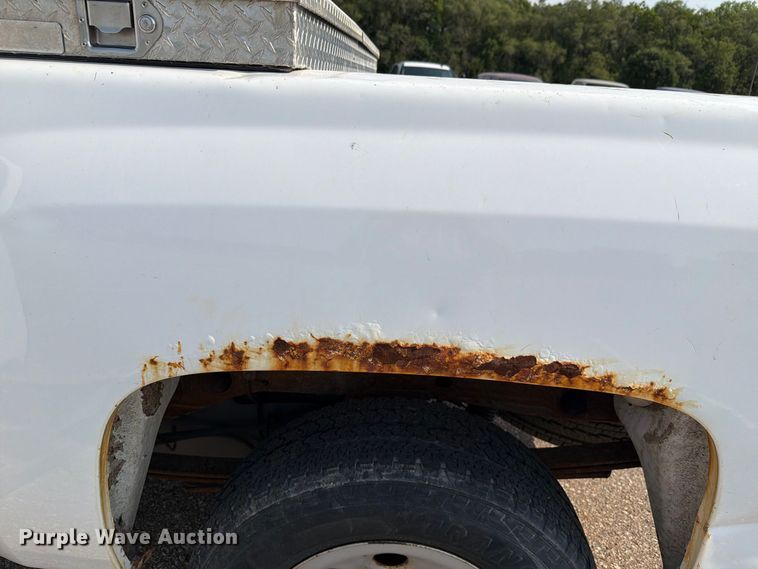 image for item FH6323 2013 Chevrolet Silverado 1500 Ext. Cab pickup truck