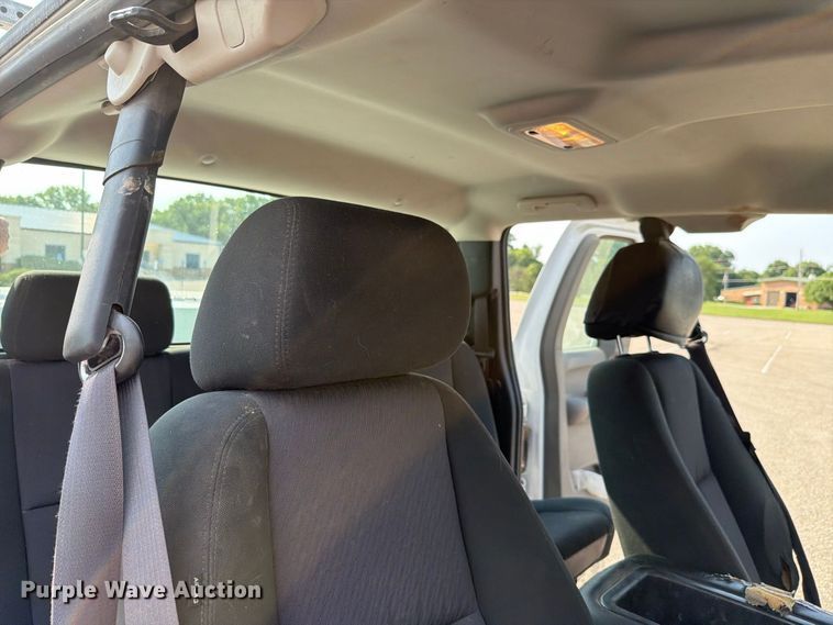 image for item FH6323 2013 Chevrolet Silverado 1500 Ext. Cab pickup truck