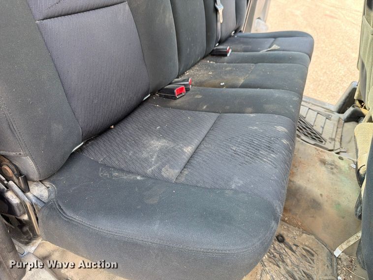 image for item FH6323 2013 Chevrolet Silverado 1500 Ext. Cab pickup truck