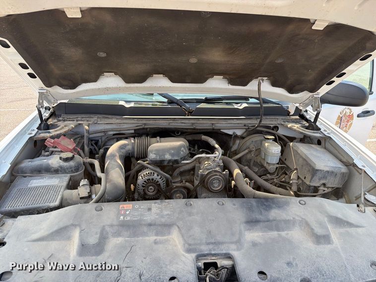 image for item FH6323 2013 Chevrolet Silverado 1500 Ext. Cab pickup truck