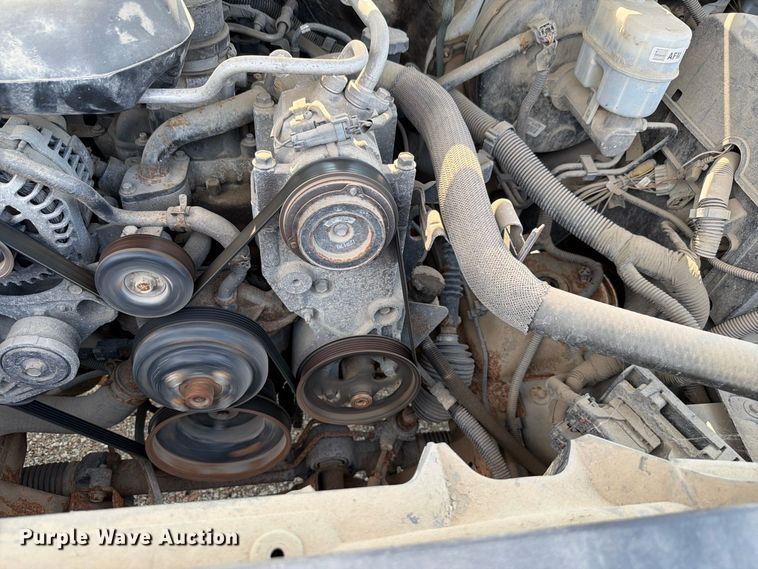 image for item FH6323 2013 Chevrolet Silverado 1500 Ext. Cab pickup truck