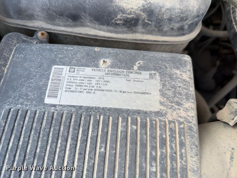 image for item FH6323 2013 Chevrolet Silverado 1500 Ext. Cab pickup truck