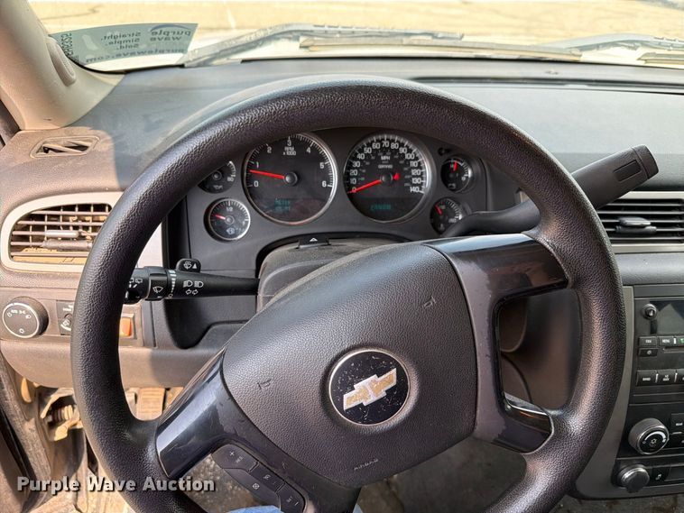 image for item FH6325 2013 Chevrolet Tahoe Police SUV