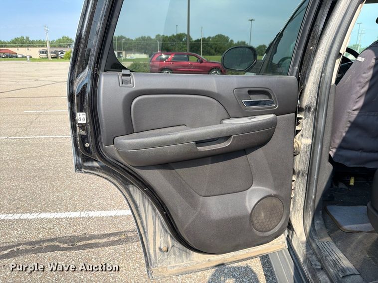 image for item FH6325 2013 Chevrolet Tahoe Police SUV