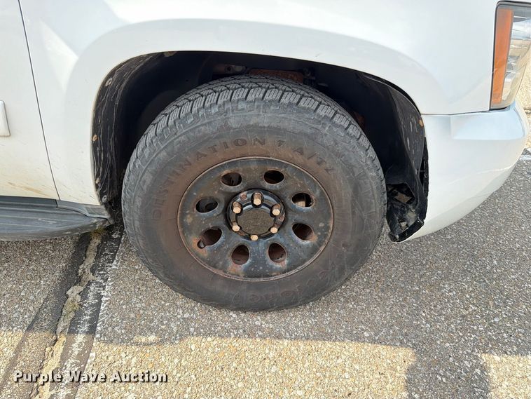 image for item FH6325 2013 Chevrolet Tahoe Police SUV