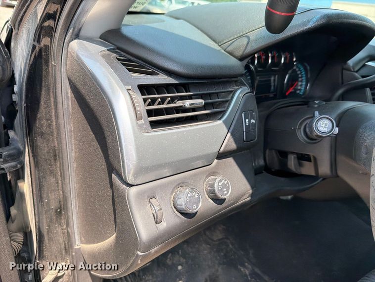 image for item FH6326 2019 Chevrolet Tahoe Police SUV
