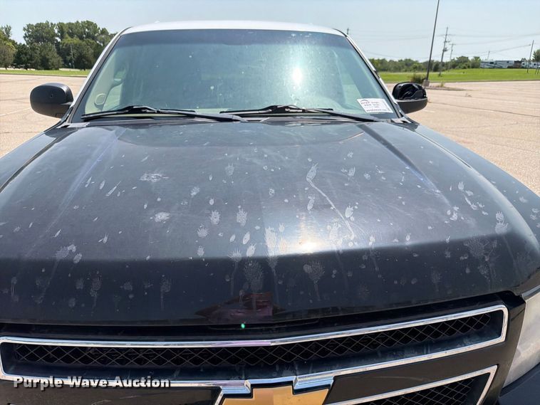 image for item FH6327 2012 Chevrolet Suburban 1500 SUV