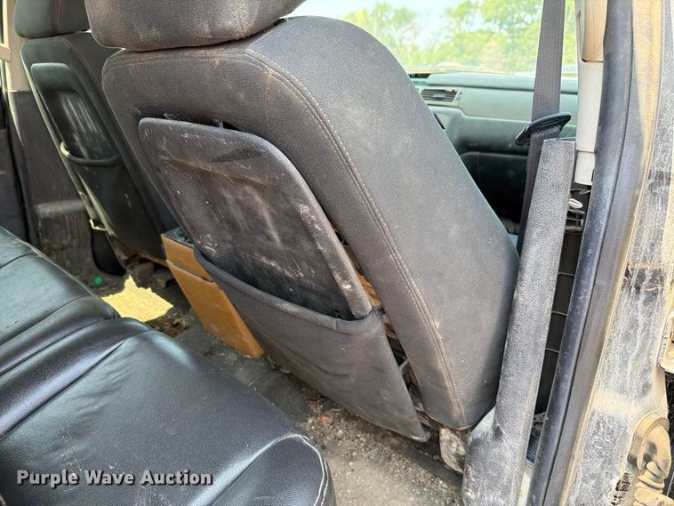 image for item FH6327 2012 Chevrolet Suburban 1500 SUV