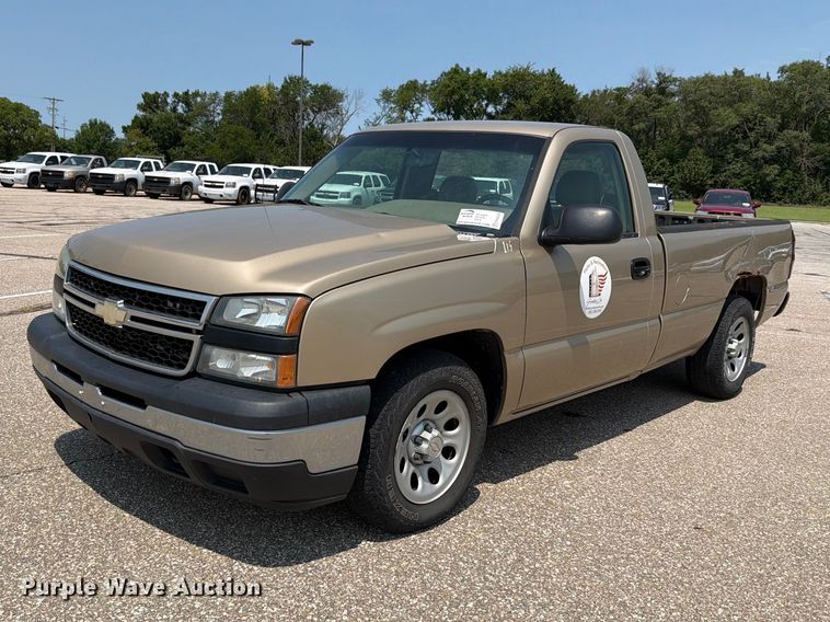 2006 Chevrolet Silverado 1500 pickup truck