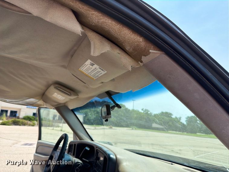 image for item FH6328 2006 Chevrolet Silverado 1500 pickup truck