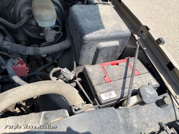 image for item FH6328 2006 Chevrolet Silverado 1500 pickup truck