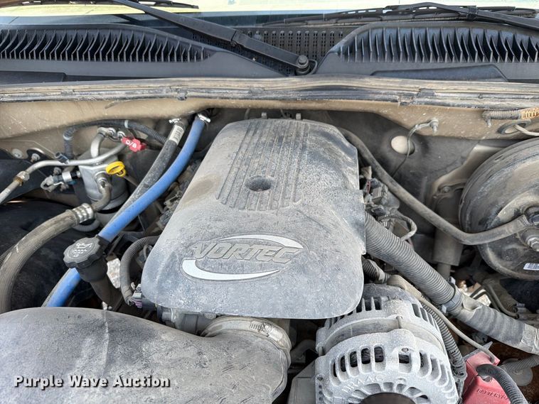 image for item FH6328 2006 Chevrolet Silverado 1500 pickup truck