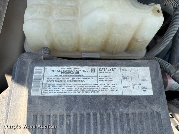 image for item FH6328 2006 Chevrolet Silverado 1500 pickup truck