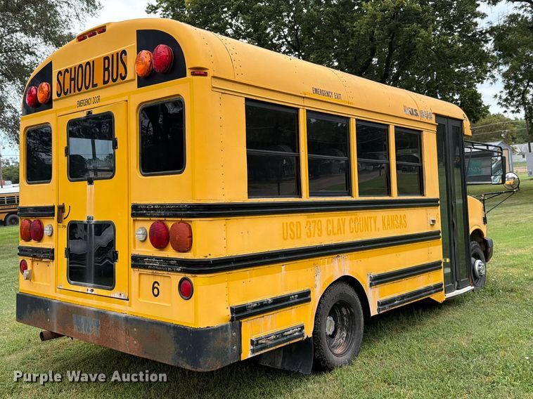 image for item FH6353 2005 Chevrolet Express school bus
