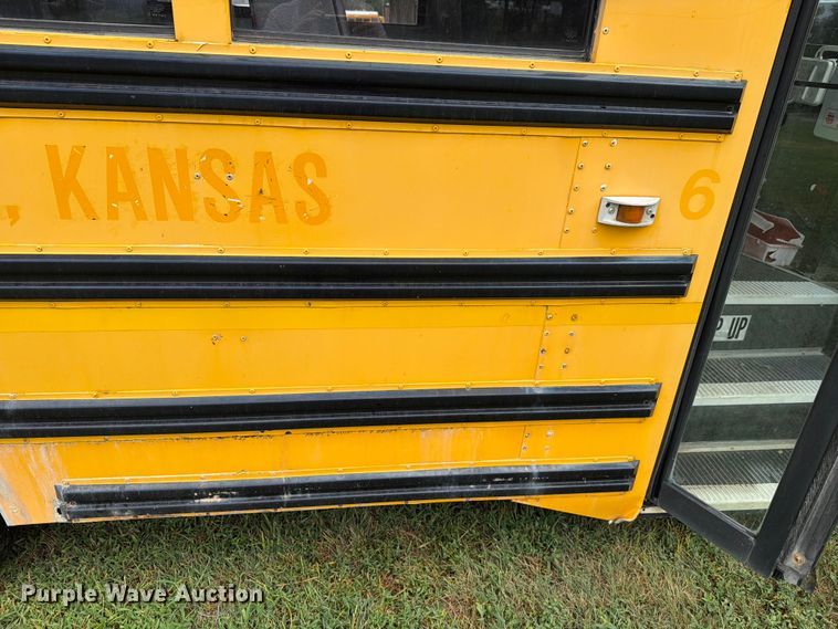 image for item FH6353 2005 Chevrolet Express school bus