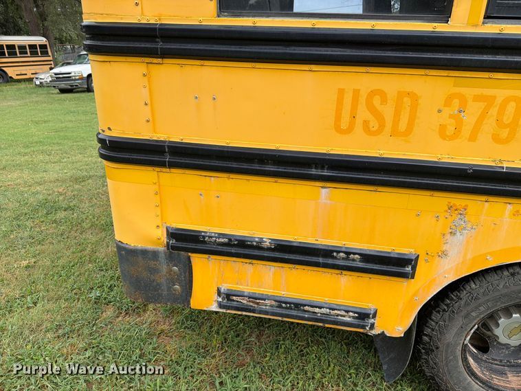 image for item FH6353 2005 Chevrolet Express school bus