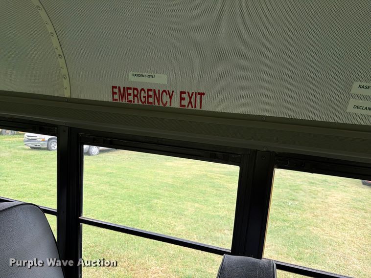 image for item FH6353 2005 Chevrolet Express school bus