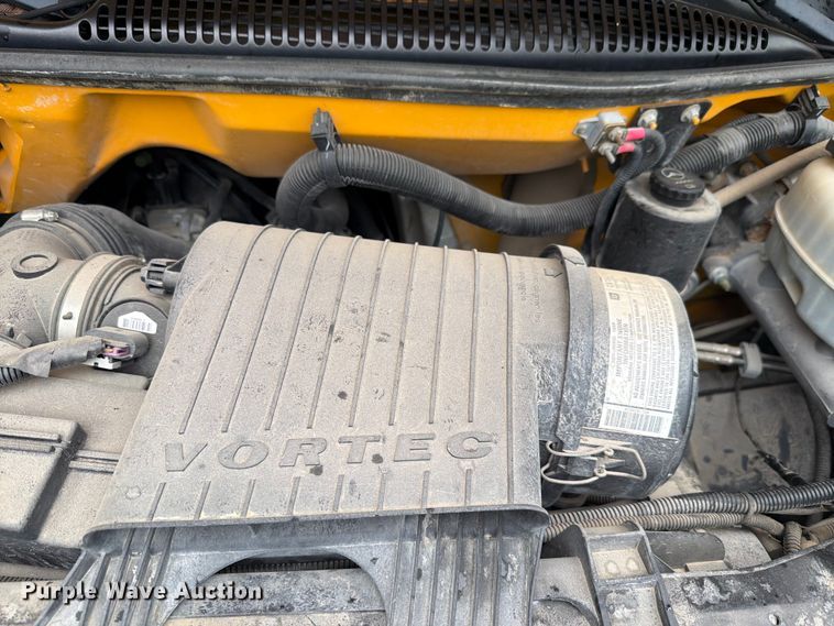image for item FH6353 2005 Chevrolet Express school bus