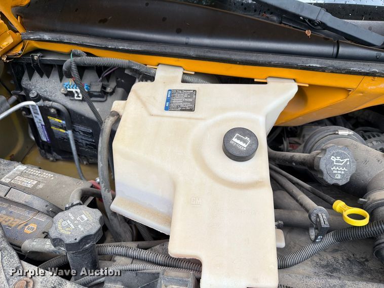 image for item FH6353 2005 Chevrolet Express school bus