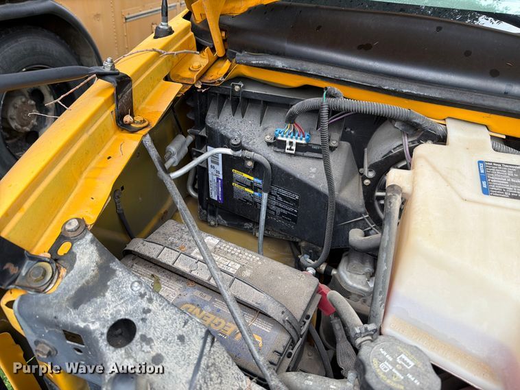 image for item FH6353 2005 Chevrolet Express school bus