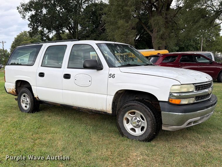 image for item FH6354 2003 Chevrolet Suburban 1500 SUV