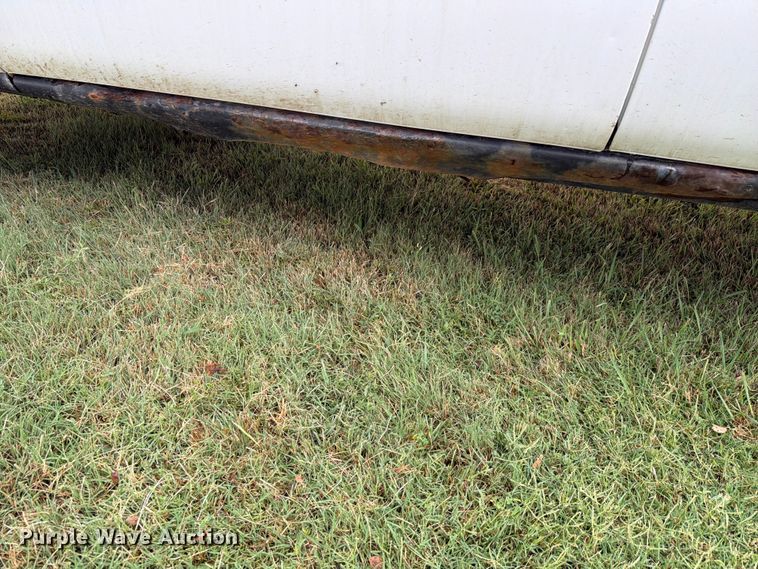 image for item FH6354 2003 Chevrolet Suburban 1500 SUV