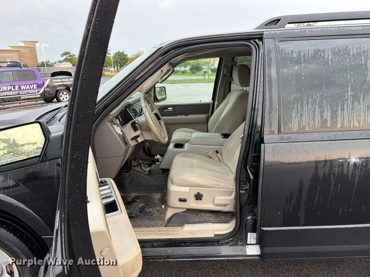 image for item FK2044 2008 Ford Expedition SUV