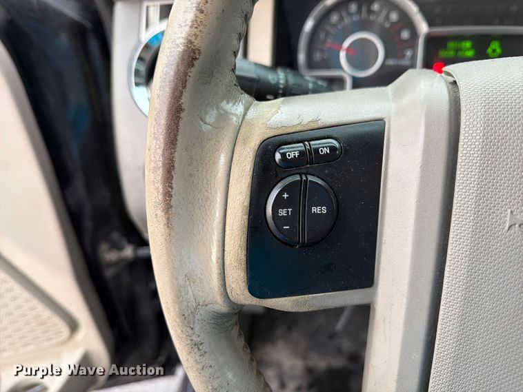 image for item FK2044 2008 Ford Expedition SUV