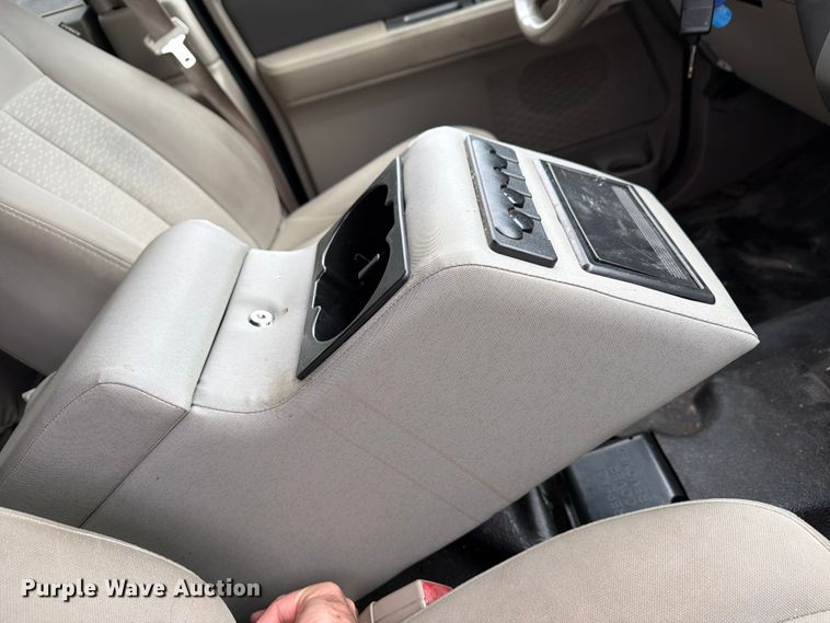 image for item FK2044 2008 Ford Expedition SUV