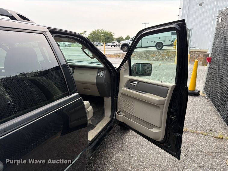 image for item FK2044 2008 Ford Expedition SUV
